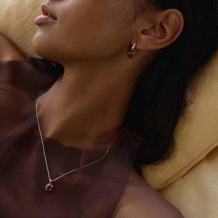 Solace 2-Tone Garnet Necklace