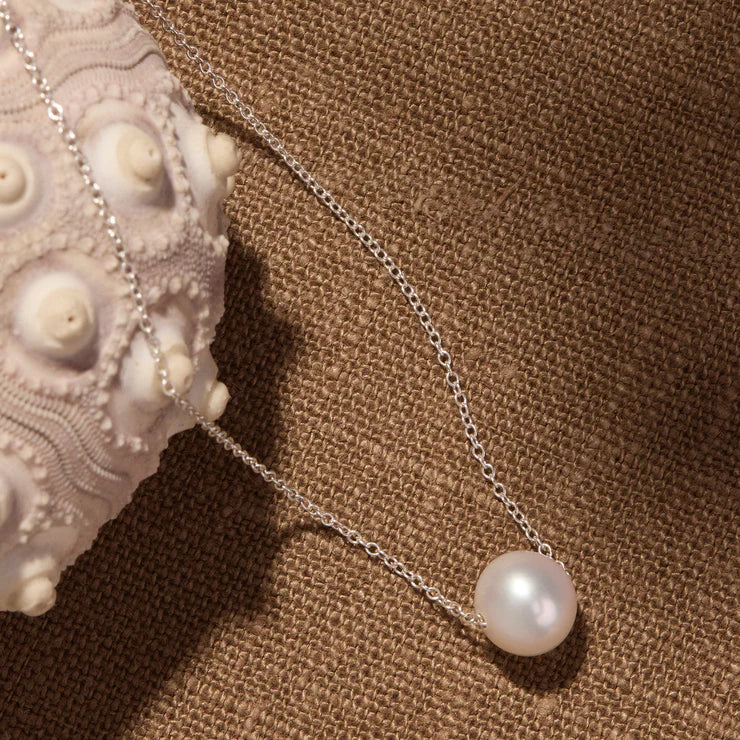 Whirlpool Pearl Necklace