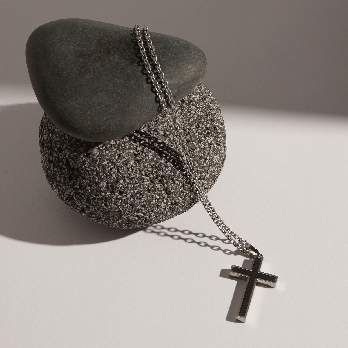 NAJO The Paladin Men’s Carbon Fibre and Steel Cross Pendant