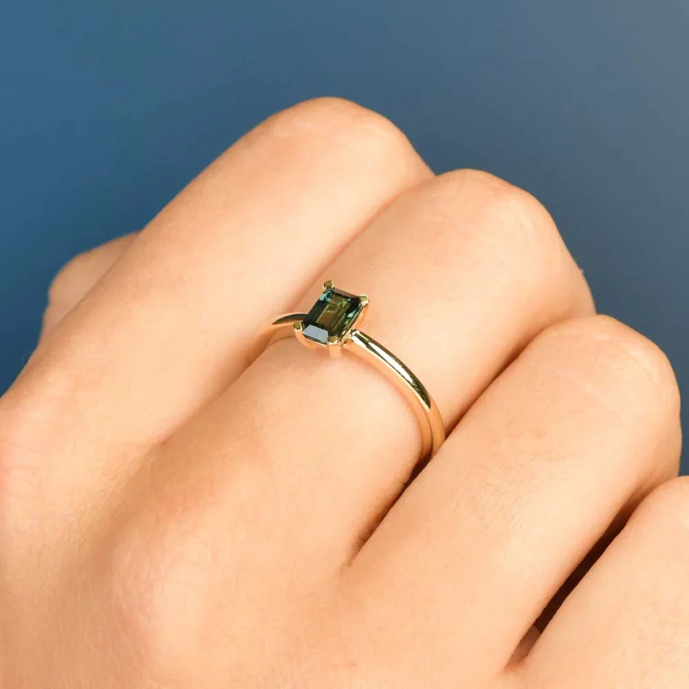 Australian Sapphire Maira Ring with Parti Sapphire