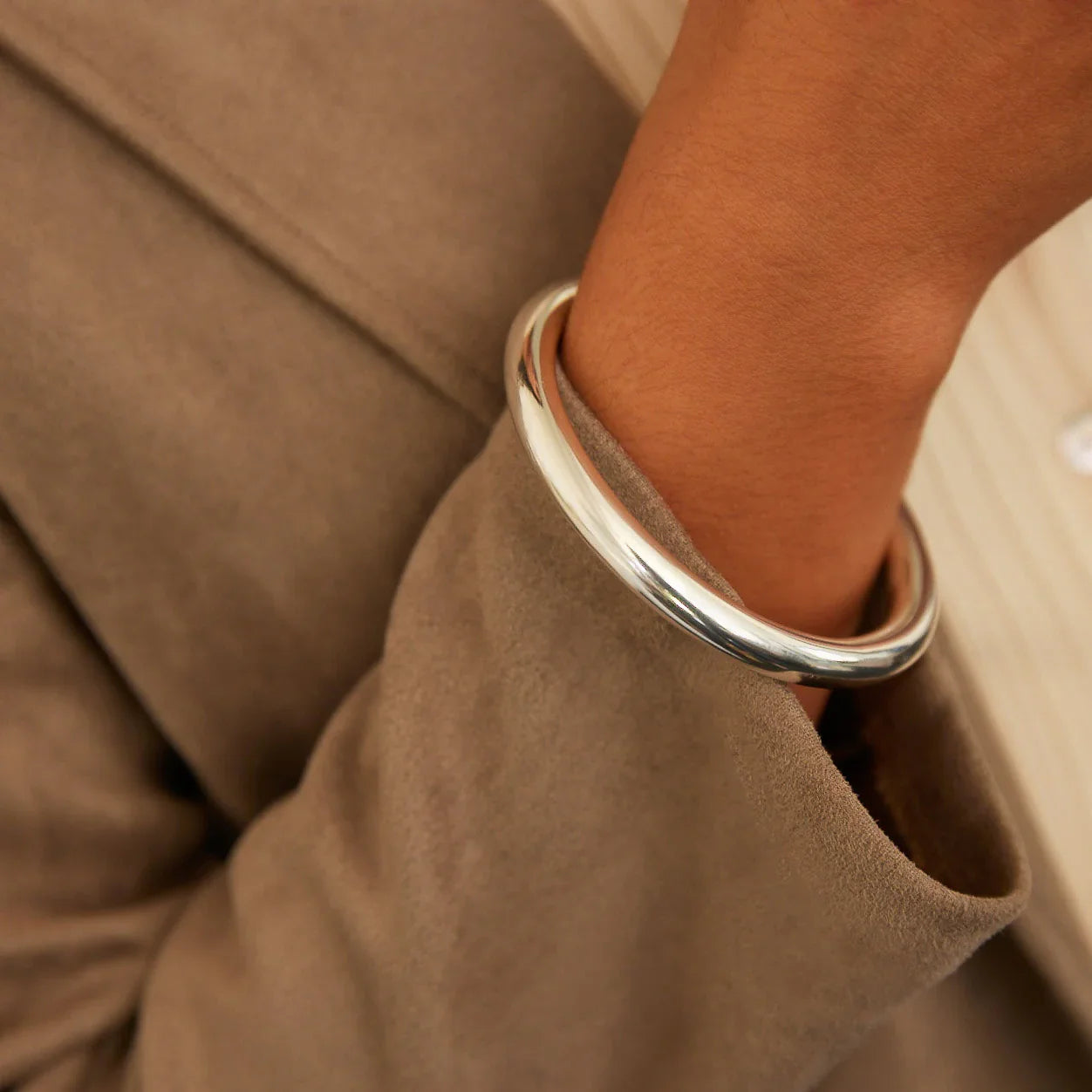 NAJO 8mm Silver Golf Bangle