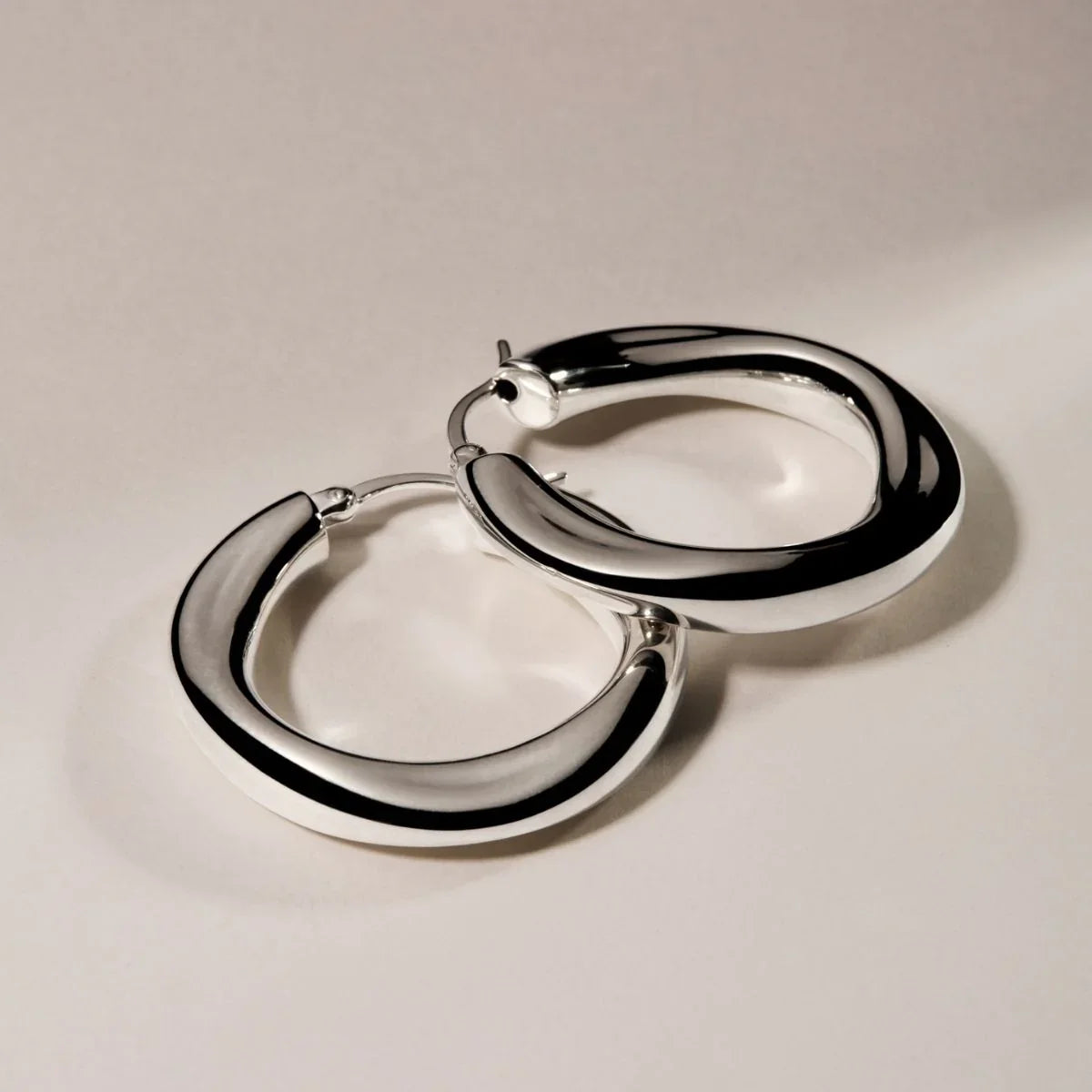 NAJO Dune Medium Hoop Earring