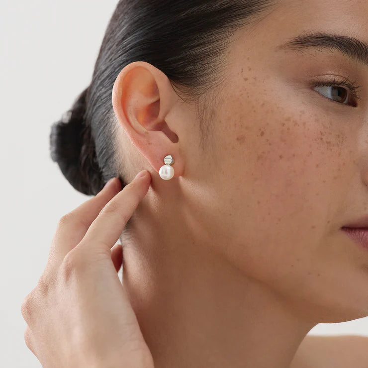 Mirage Pearl Earring