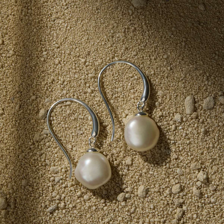 Ocean Glow Pearl Earrings