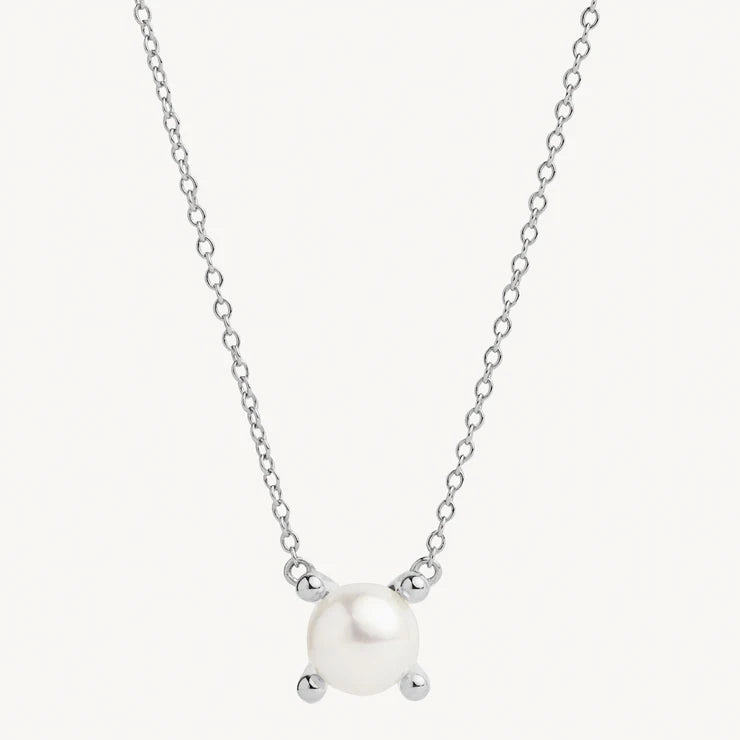 Moana Pearl Necklace